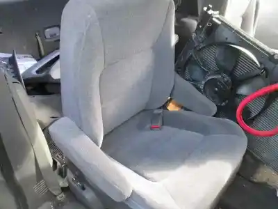 Scrapping Vehicle kia carnival td ls of the year 2001 powered j3