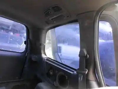 Scrapping Vehicle kia carnival td ls of the year 2001 powered j3