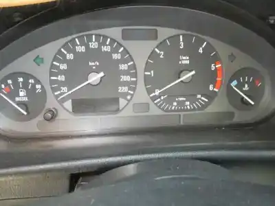 Veículo de Sucata bmw serie 3 berlina (e36) 325td do ano 1995 alimentado d256t1