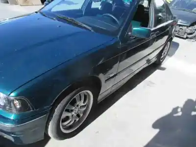 Veículo de Sucata bmw serie 3 berlina (e36) 325td do ano 1995 alimentado d256t1
