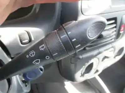 Veículo de Sucata fiat marea weekend (185) 1.6 16v/100 16v elx do ano 2001 alimentado 182b6.000