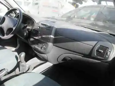 Veículo de Sucata fiat marea weekend (185) 1.6 16v/100 16v elx do ano 2001 alimentado 182b6.000