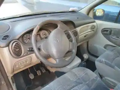 Scrapping Vehicle renault scenic (ja..) 1.9 dti diesel cat of the year 2000 powered f9q a7