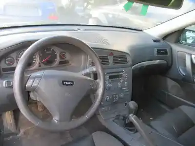 Scrapping Vehicle volvo s60 berlina d5 of the year 2001 powered d5244t