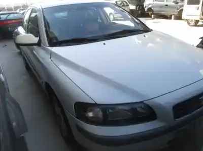Scrapping Vehicle volvo s60 berlina d5 of the year 2001 powered d5244t