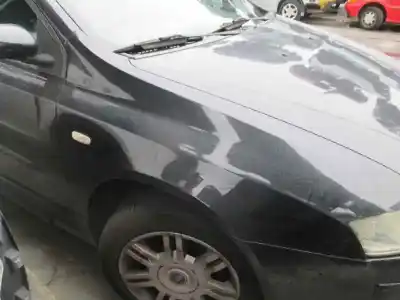 Veículo de Sucata fiat stilo (192) 1.9 jtd cat do ano 2003 alimentado 192a1000