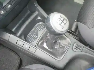 Veículo de Sucata fiat stilo (192) 1.9 jtd cat do ano 2003 alimentado 192a1000