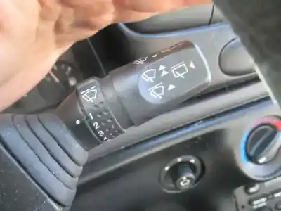 Veículo de Sucata ford mondeo familiar (gd) ambiente do ano 2000 alimentado rfn
