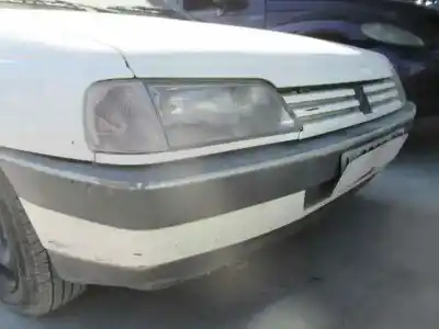 Véhicule à la ferraille peugeot 405 berlina clim de l'année 1991 alimenté d9b