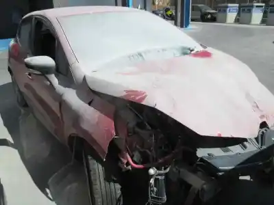 Здавання транспортного засобу renault clio iv dynamique року 2012 потужний h4b a4