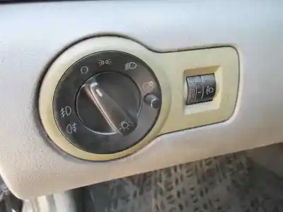Sloopvoertuig skoda octavia berlina (1u2) 1.9 tdi slx van het jaar 2000 aangedreven agr