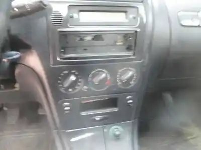 Veicolo di demolizione citroen xsara berlina 1.6i 16v sx dell'anno 2001 alimentato nfu