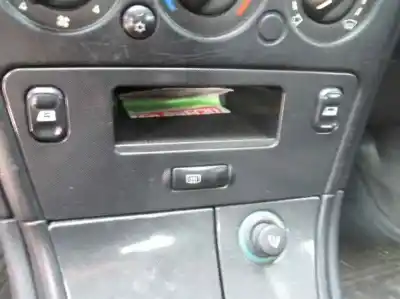 Veicolo di demolizione citroen xsara berlina 1.6i 16v sx dell'anno 2001 alimentato nfu