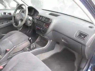 Veículo de Sucata honda civic berlina 3/4 (ej/ek) 1.4 s 4 dream berlina (ej9) do ano 2000 alimentado d14z2