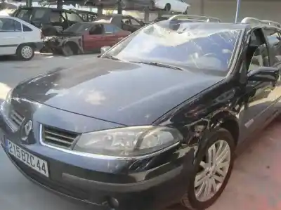 Vehicul casat renault laguna ii grandtour (kg0) dynamique luxe al anului 2005 alimentat f9q758