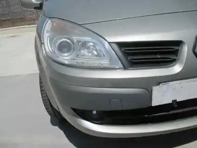 Véhicule à la ferraille renault scenic ii grand emotion de l'année 2006 alimenté k9kp732