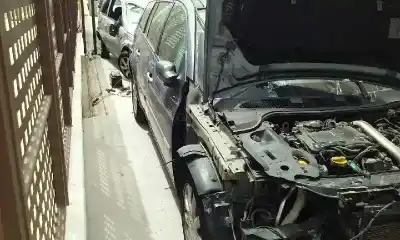 Scrapping Vehicle renault megane ii familiar dynamique confort of the year 2006 powered m9r7