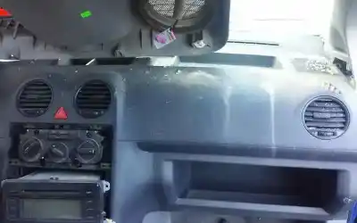 Здавання транспортного засобу volkswagen caddy ka/kb (2k) life року 2004 потужний bjb