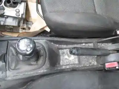Véhicule à la ferraille peugeot 207 sw confort de l'année 2008 alimenté 8fs