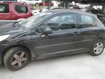 Véhicule à la ferraille peugeot 207 sw confort de l'année 2008 alimenté 8fs