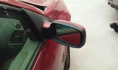 Veículo de Sucata renault megane ii sedán (lm0/1_) 1.9 dci (lm0g lm1g lm2c) do ano 2003 alimentado f9q b8
