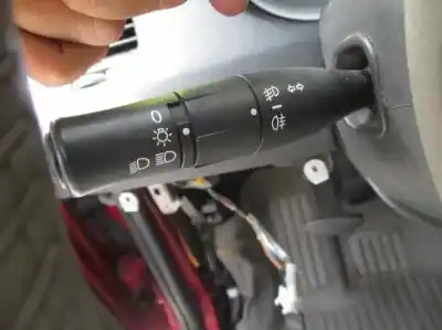 Veículo de Sucata renault megane ii sedán (lm0/1_) 1.9 dci (lm0g lm1g lm2c) do ano 2003 alimentado f9q b8