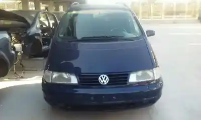 Véhicule à la ferraille VOLKSWAGEN SHARAN (7M8) Básico de l'année 2000 alimenté AVG