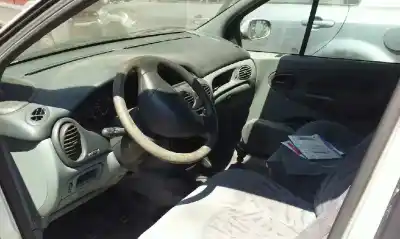 Scrapping Vehicle renault megane i scenic (ja0) 1.6e alize of the year 1998 powered k7m