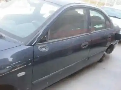 Здавання транспортного засобу mitsubishi carisma berlina 4 (da0) 1900 comfort року 2000 потужний f8qt