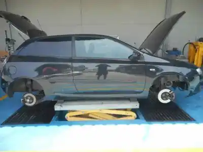 Veicolo di demolizione fiat stilo (192) 1.9 jtd cat dell'anno 2005 alimentato 192a9.000