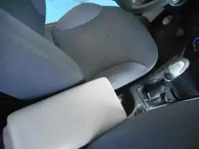 Veicolo di demolizione fiat stilo (192) 1.9 jtd cat dell'anno 2005 alimentato 192a9.000