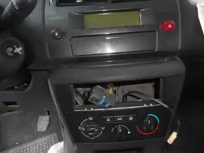 Здавання транспортного засобу citroen c4 coupe vtr року 2005 потужний nfu