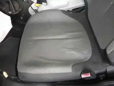 Здавання транспортного засобу citroen c4 coupe vtr року 2005 потужний nfu
