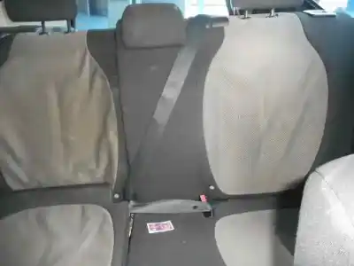 Здавання транспортного засобу citroen c4 coupe vtr року 2005 потужний nfu