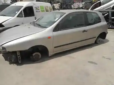 Verschrottungsfahrzeug fiat bravo (182) jtd 105 / 100 sx des jahres 2001 angetrieben 182b9000
