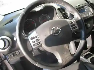 Здавання транспортного засобу nissan note (e11e) tekna року 2012 потужний 