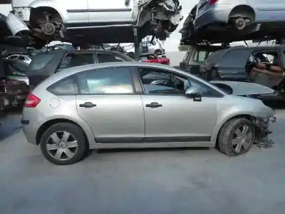 Vehicul casat citroen c4 berlina collection al anului 2008 alimentat 9hx