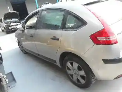 Vehicul casat citroen c4 berlina collection al anului 2008 alimentat 9hx