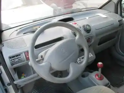 Veicolo di demolizione renault twingo (co6) 1.2 alize dell'anno 2002 alimentato d4f a7