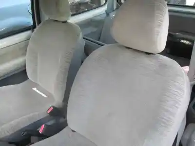 Veicolo di demolizione renault twingo (co6) 1.2 alize dell'anno 2002 alimentato d4f a7