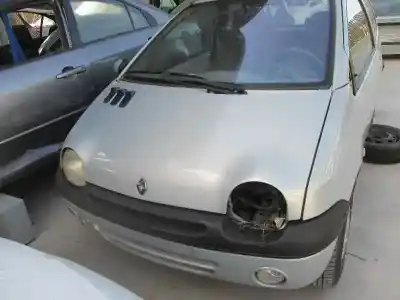 Veicolo di demolizione renault twingo (co6) 1.2 alize dell'anno 2002 alimentato d4f a7