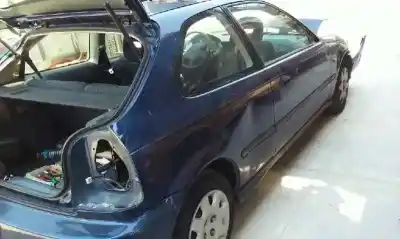 Vehicul casat honda civic berlina 3/4 (ej/ek) 1.4 s 4 dream berlina (ej9) al anului 2000 alimentat d14z2