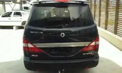 Здавання транспортного засобу ssangyong rodius xdi року 2007 потужний d27dt
