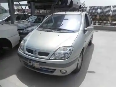 Veículo de Sucata renault scenic (ja..) 1.9 dci century do ano 2003 alimentado f9q744