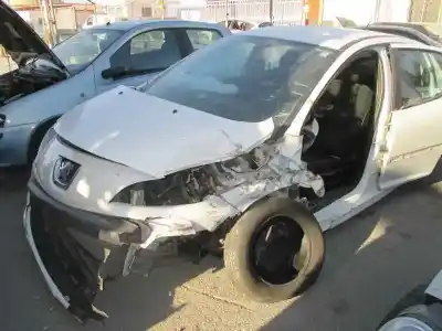 Scrapping Vehicle peugeot 207 confort of the year 2008 powered 8hz