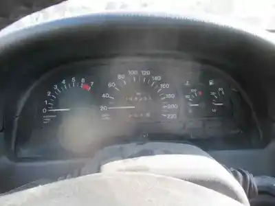 Veicolo di demolizione opel vectra a 2.0 dell'anno 1994 alimentato c20ne