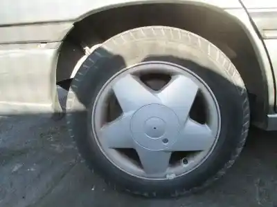 Veicolo di demolizione opel vectra a 2.0 dell'anno 1994 alimentato c20ne