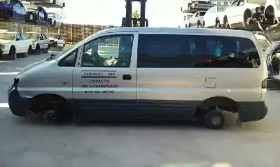 Здавання транспортного засобу hyundai h 1 h 1 combi con puerta de dos року 2005 потужний d4bh