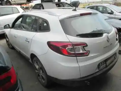 Здавання транспортного засобу renault megane iii sport tourer dynamique року 2009 потужний m9r615