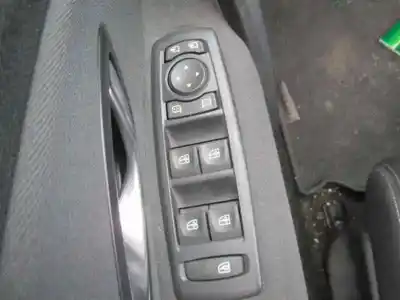 Здавання транспортного засобу renault megane iii sport tourer dynamique року 2009 потужний m9r615